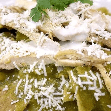 Chilaquiles Verdes con Pollo