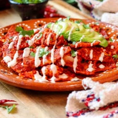 Chilaquiles Rojos(grandes)