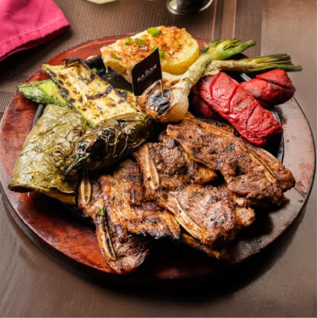 PARRILLADA COSTILLA CON HUESO