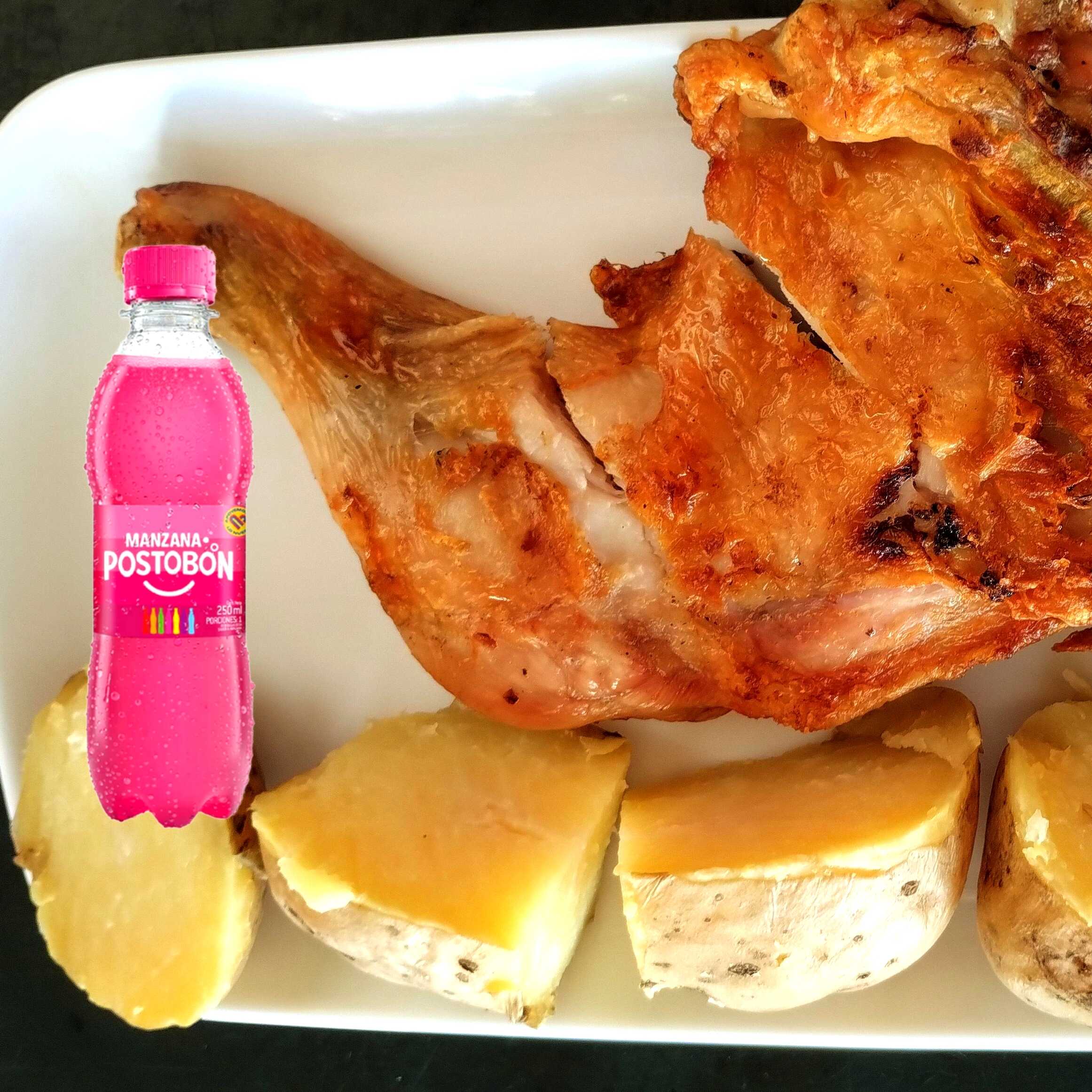 1/4 DE POLLO MUSLO +GASEOSA 250 ML