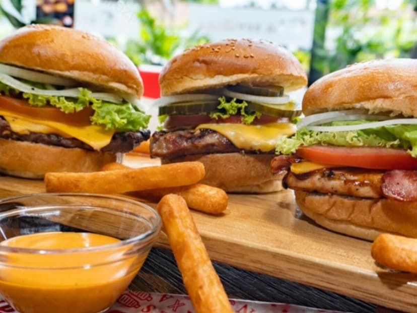 Hamburguesas La Sevillana (CC Country Mall)