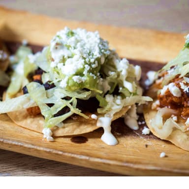 Tostada con Pollo