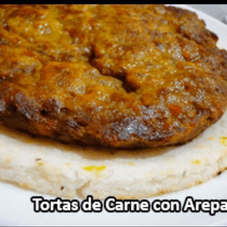 2 tortas de carne + 2 tazas de chocolate