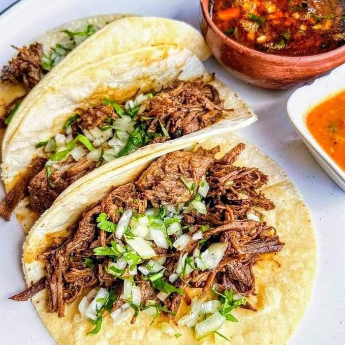 6 TACOS DE BIRRIA