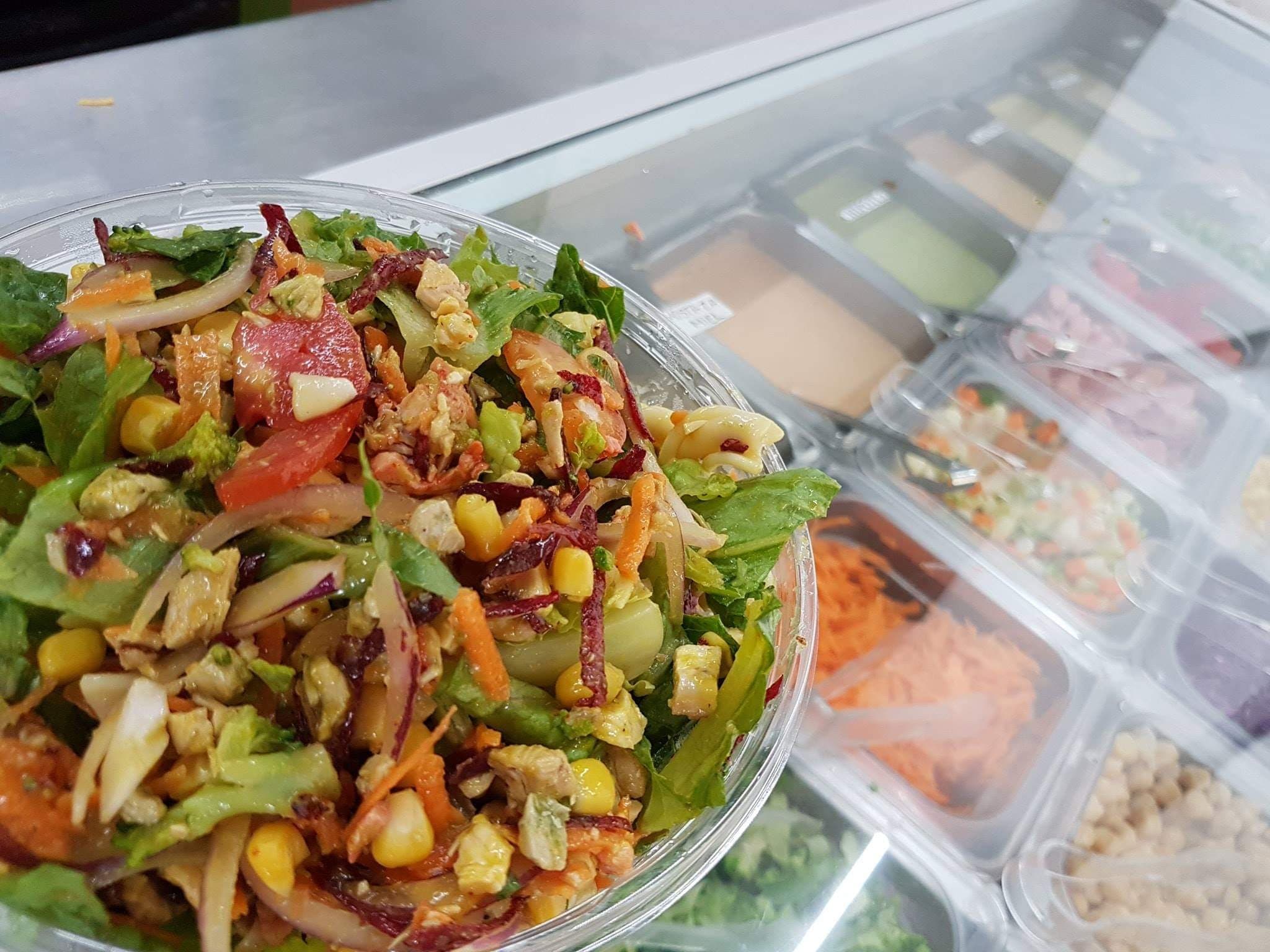 + Salads & Deli (Plaza Lago Real)