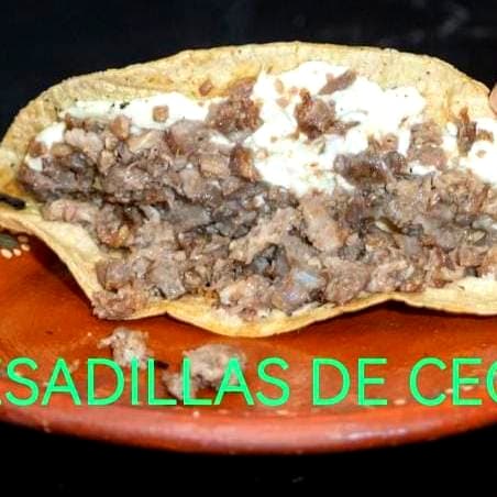 QUESADILLAS DE CECINA Grandes