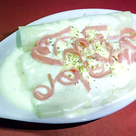 Canelones de Jamón y Queso a Lo Alfredo