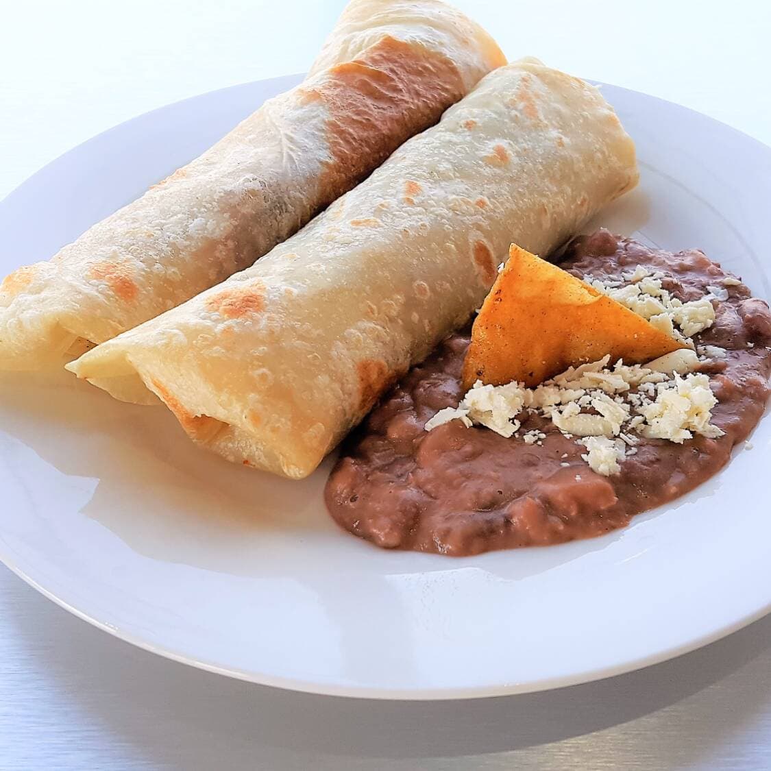Orden de 2 Burritos de Guisado