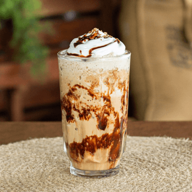 Frappé tradicional frío, 473 ml