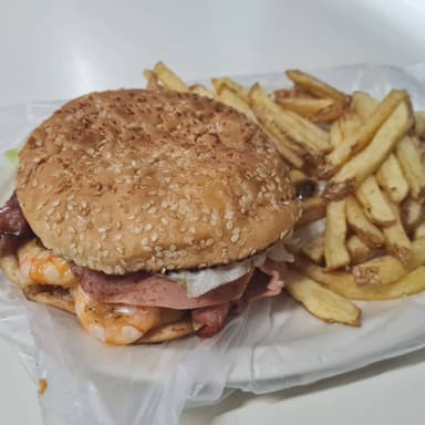 Hamburguesa con Camarón