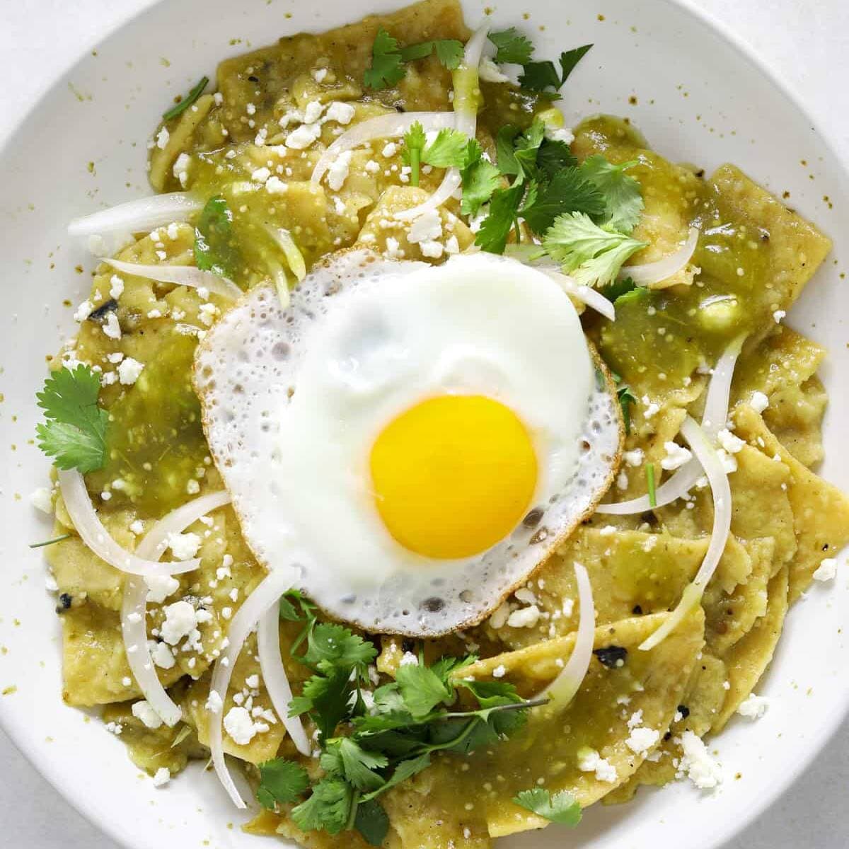 CHILAQUILES CON HUEVO