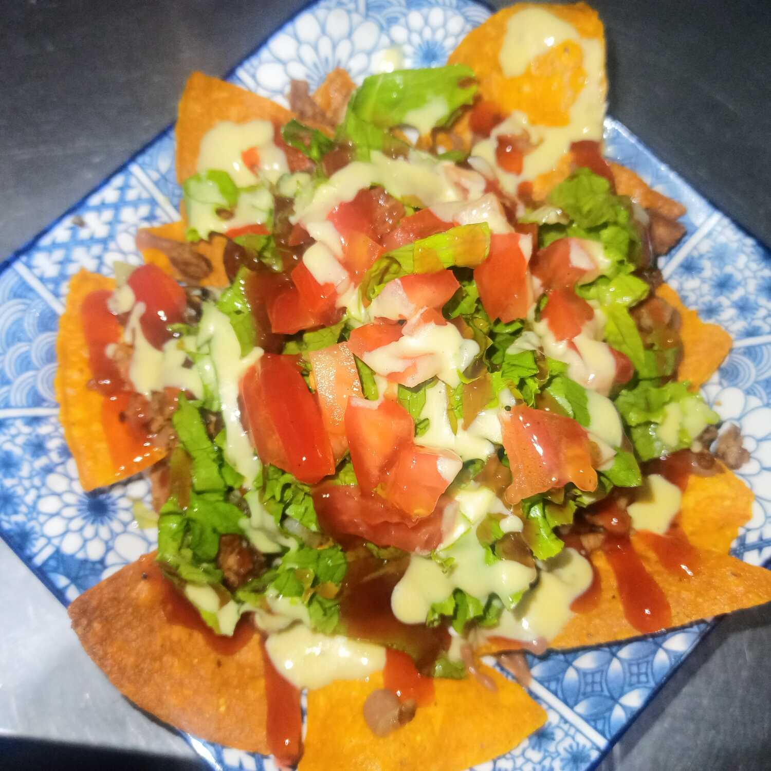 Nacho Mixto 2 Carnes MECHADA Y CHILI CON CARNE