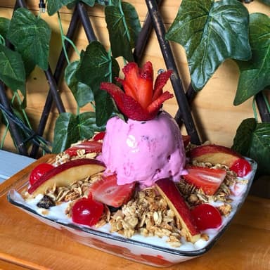 Ensalada Frutos rojos 16 Oz