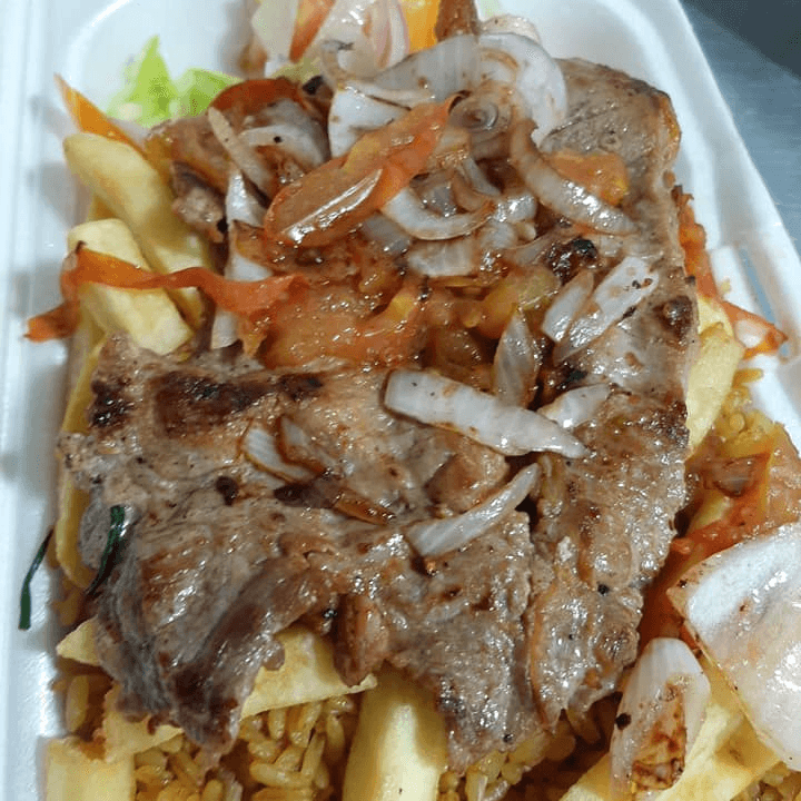 Comida con Carne en Bistec