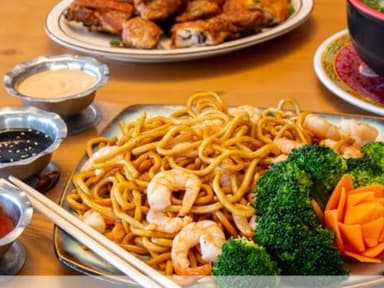Low Mein con Camarones