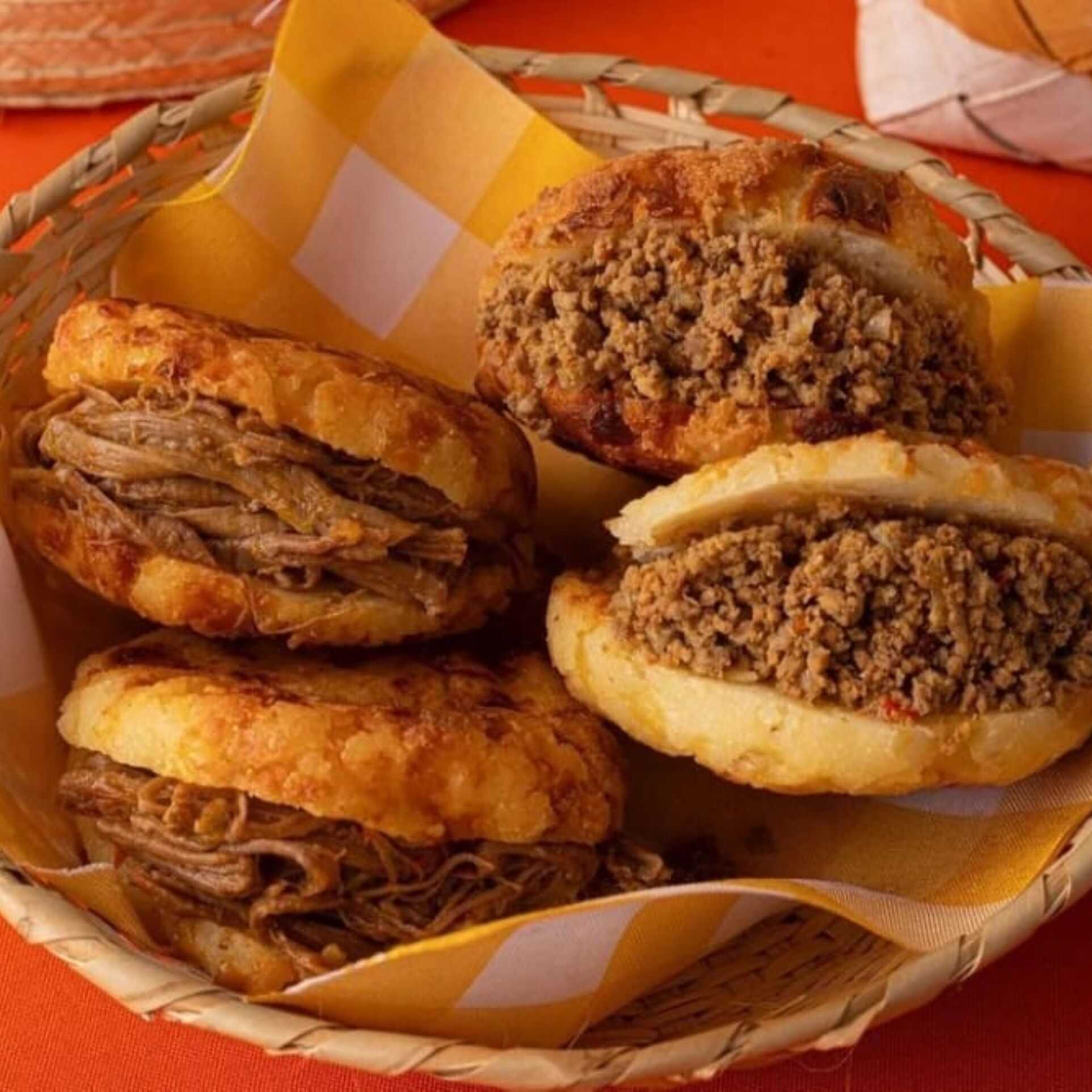 Arepa Vallenata Rellena