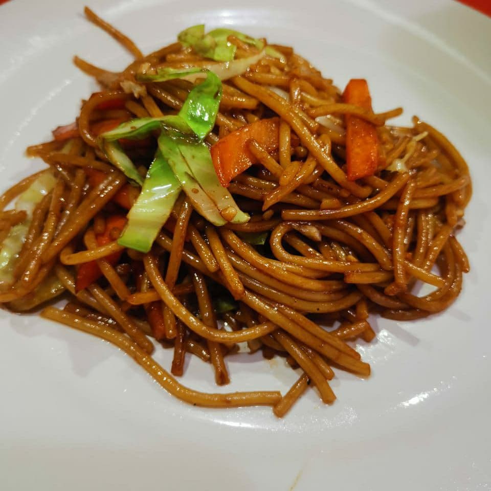1/2 lt Chow mein