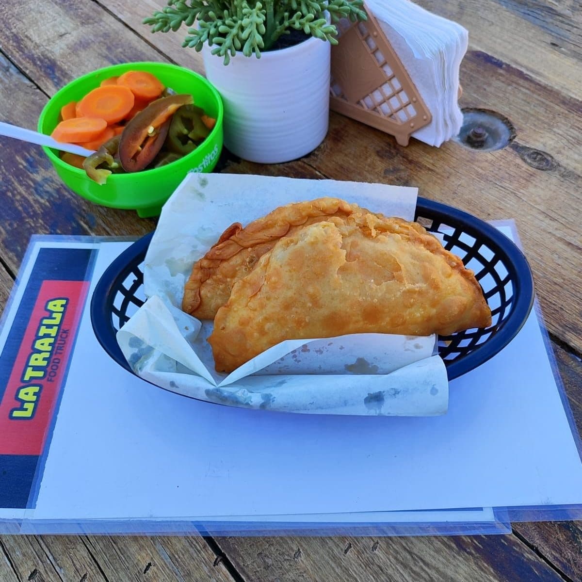 3 Empanadas de Carne