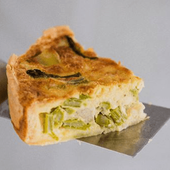 Quiche de Alcachofa con Espárragos Porción