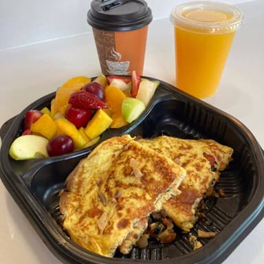 Combo!! Omelet De Champiñones y Queso + Jugo+beb
