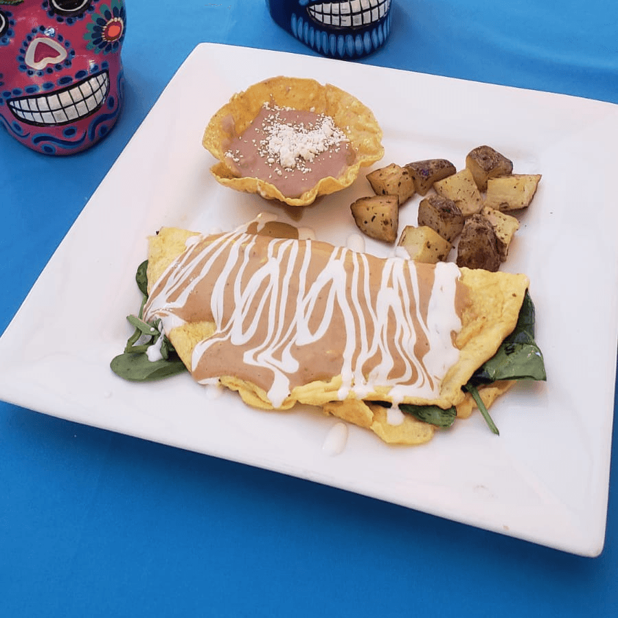 Omelette con Chilorio de Sinaloa