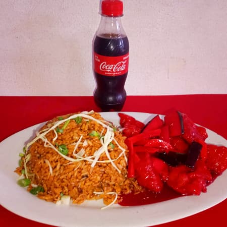 ARROZ CON POLLO AGRIDULCE + GASEOSA PERSONAL