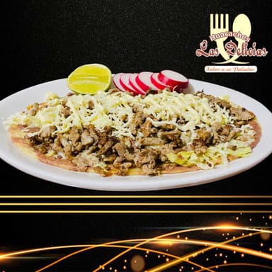 Huarache de Bistec