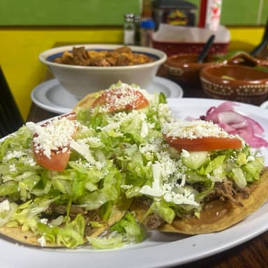 Orden de 3 Tostadas de Pollo