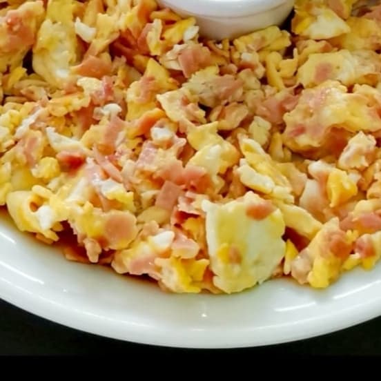 HUEVOS CON JAMON