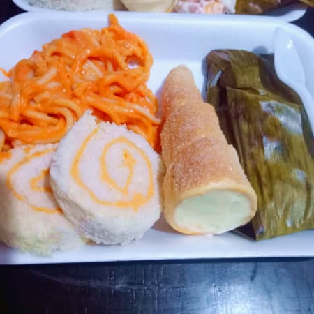 Platillo Fiesta. Elige 5 Bocadillos