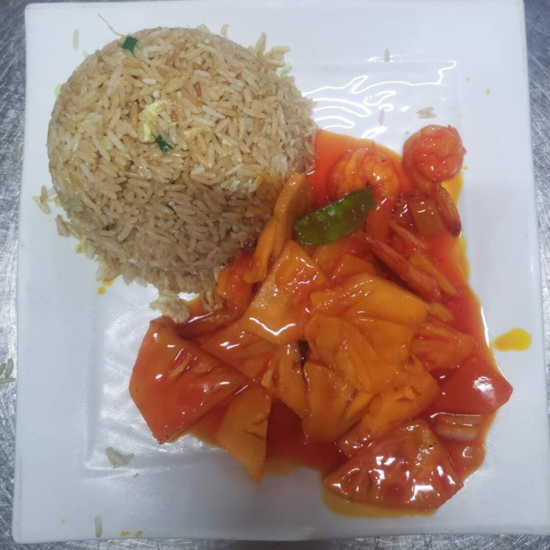 piña con langostino