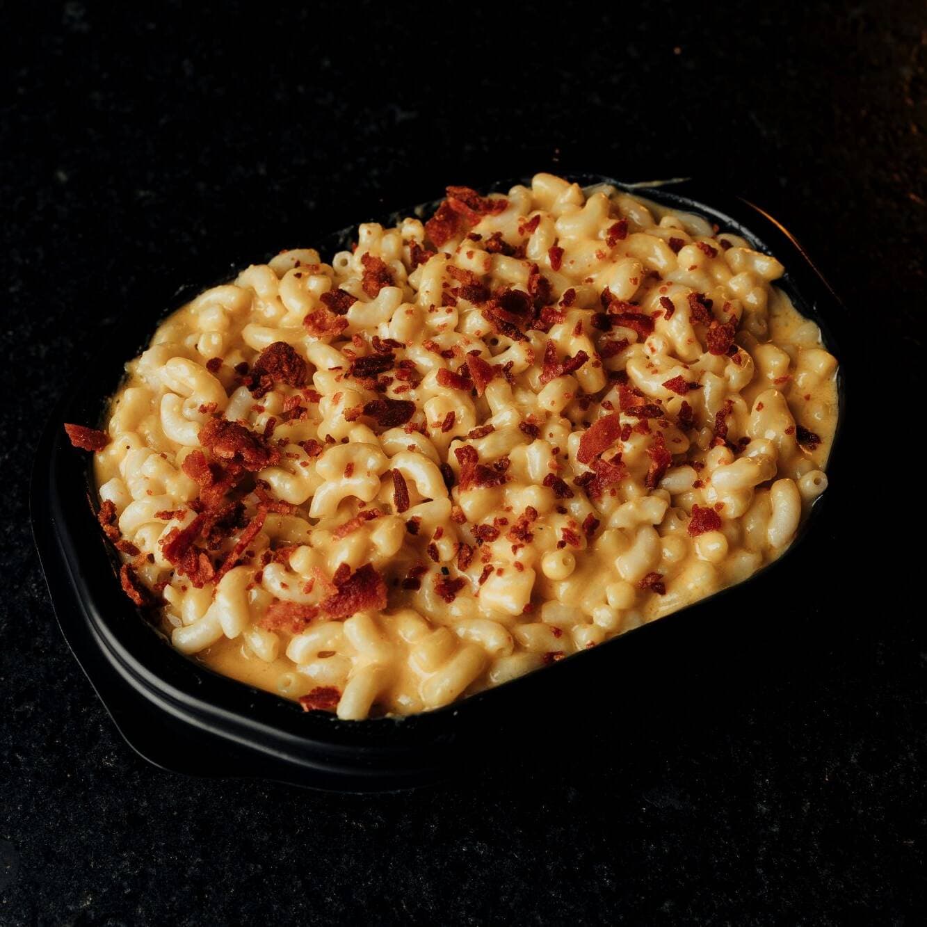 Mac & Cheese con Tocino