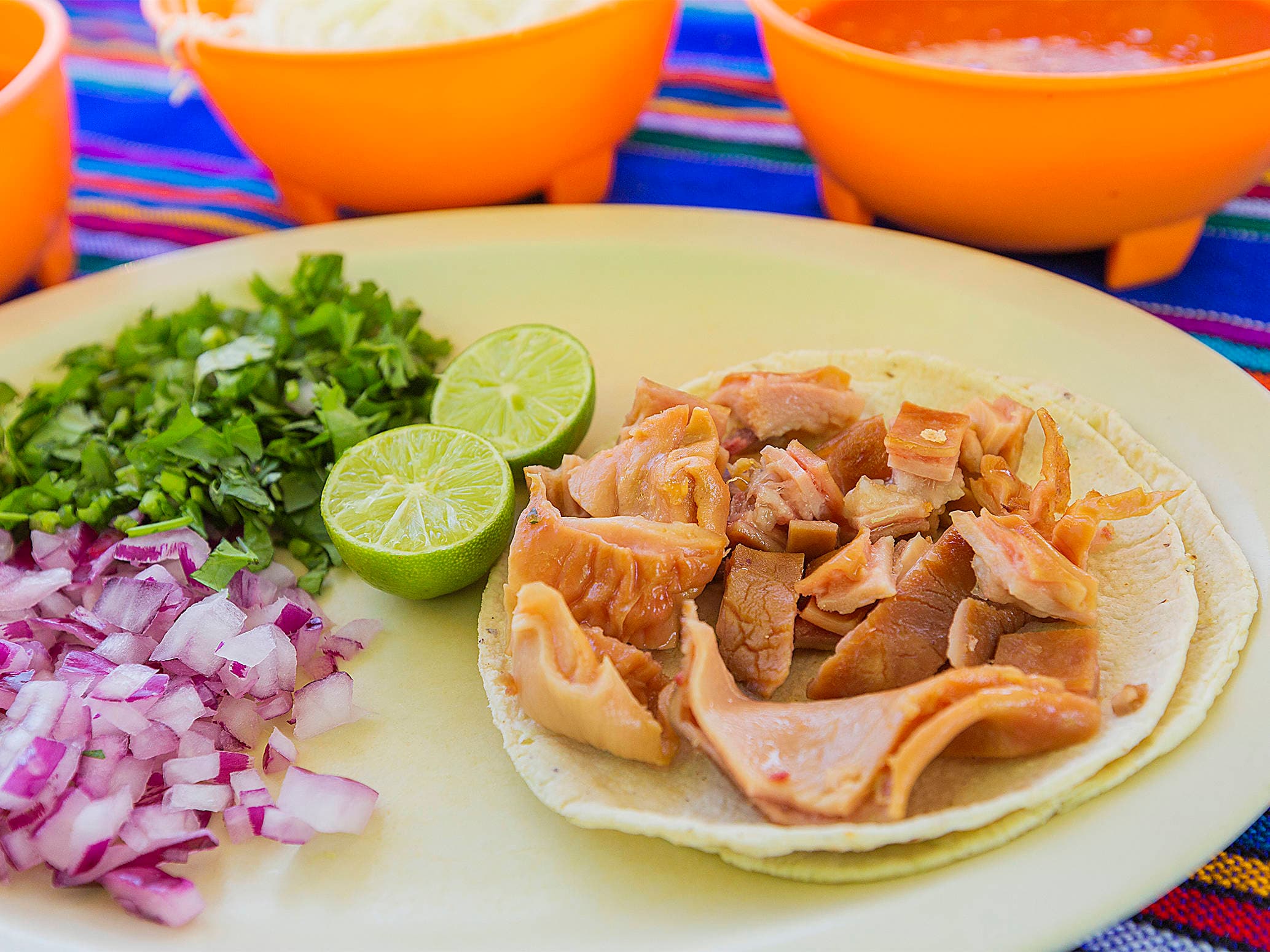 3 TACOS BLANDITOS CON CARNE