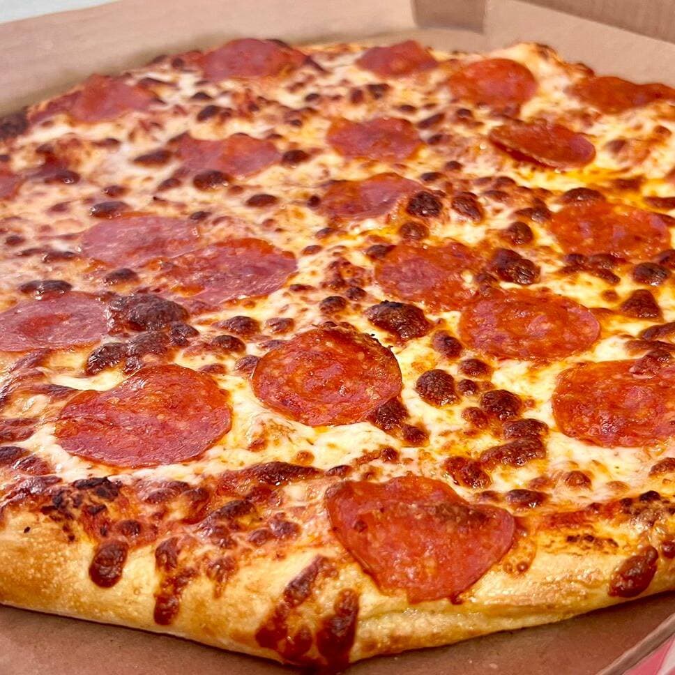 Pizza De Pepperoni Extra Grande