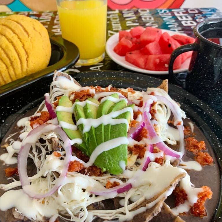 Chilaquiles Oaxaca Combo