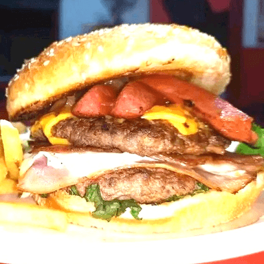 Cat Burguer Salchimiau