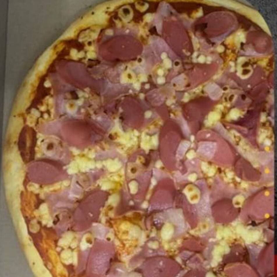 Pizza Grande Carnes Frías