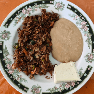 Machaca con Verdura