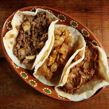 Taco de Huevo con Papas