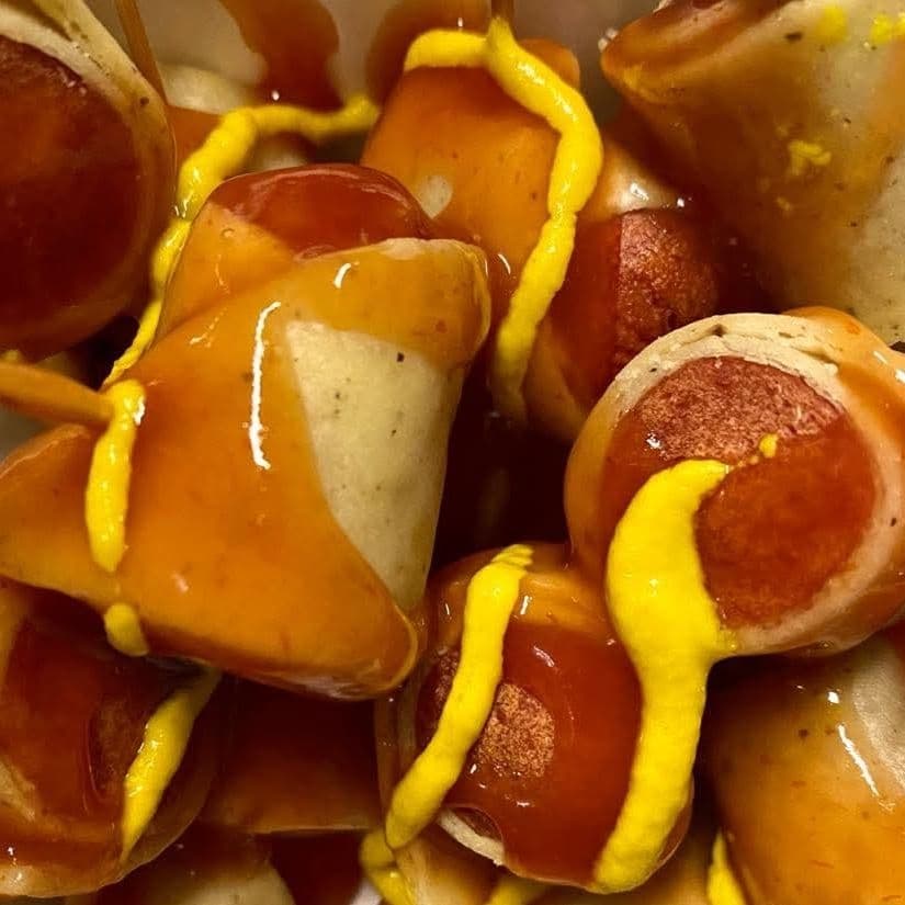 Salchitacos