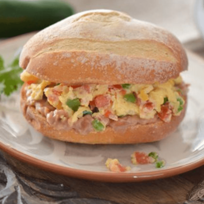 Torta de Huevo con Chorizo
