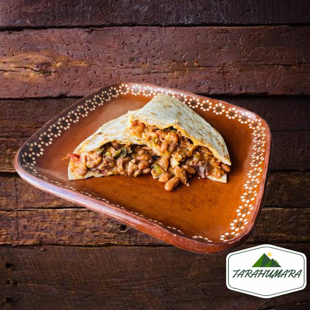 Quesadilla con Guisado