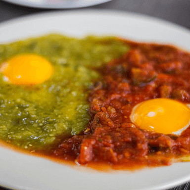 Huevos Divorciados