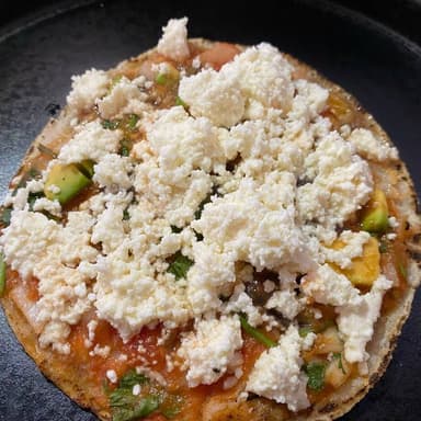 Memelita Tomate Queso