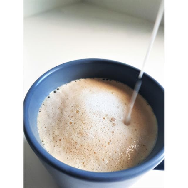 CAFÉ CON LECHE