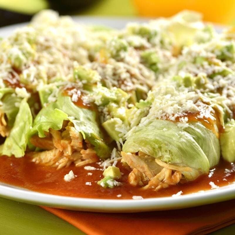 Enchiladas Rojas con Pollo