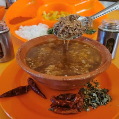 Plato de Birria Grande