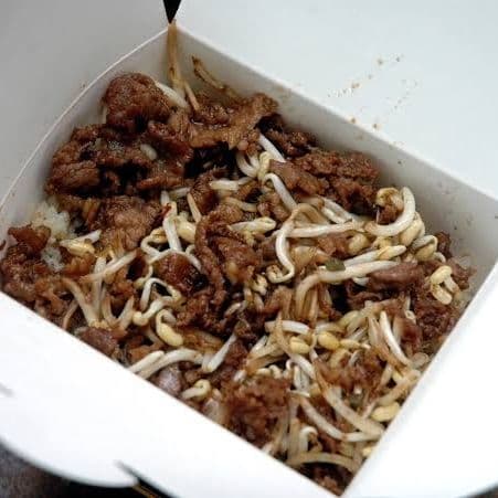 Arma Tu Wok Con Tallarines