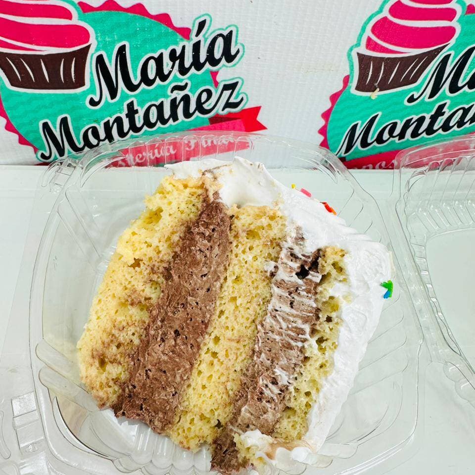 Rebanada de Pastel de Chocolate Helado.