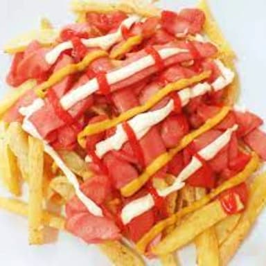 SALCHIPAPAS